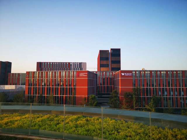 佛山高透减反射玻璃